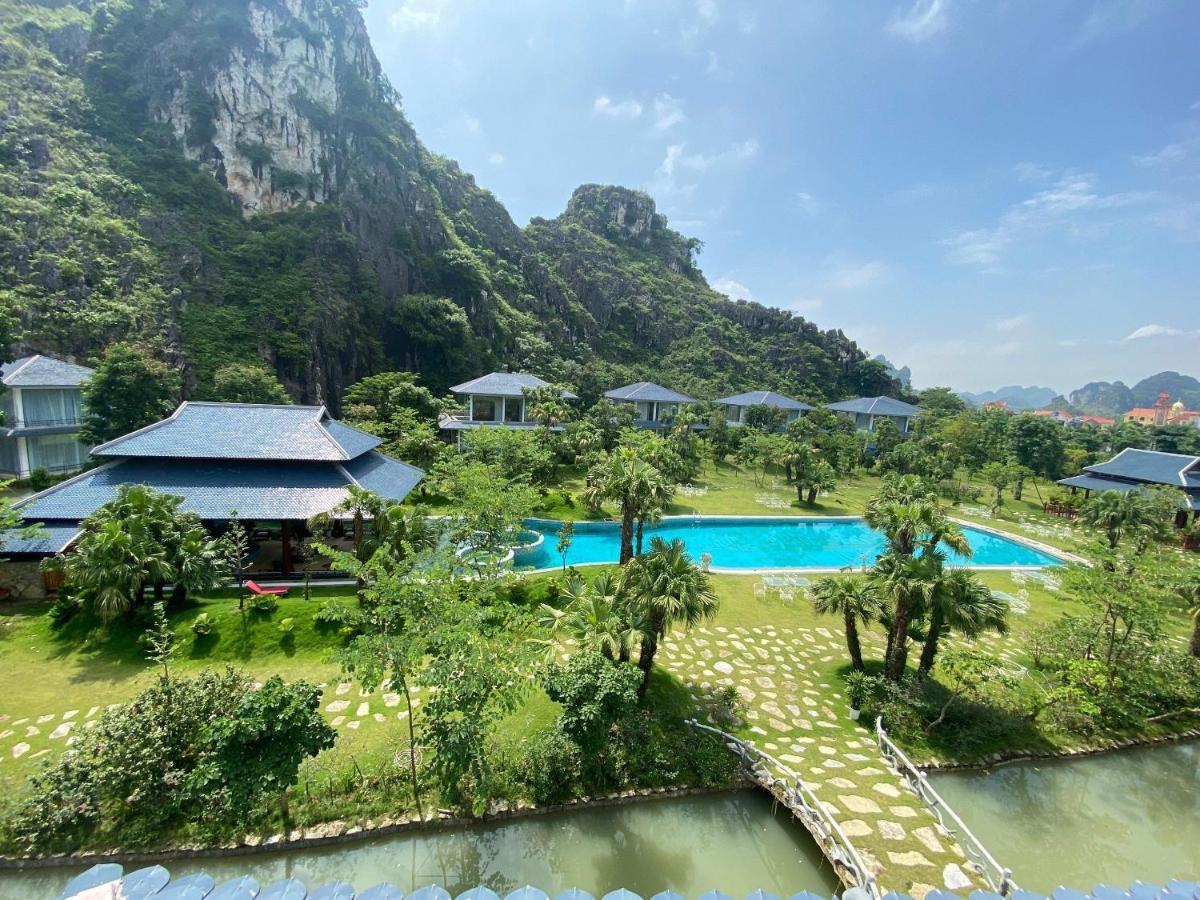 Minawa Kenhga Resort & Spa 宁平 外观 照片