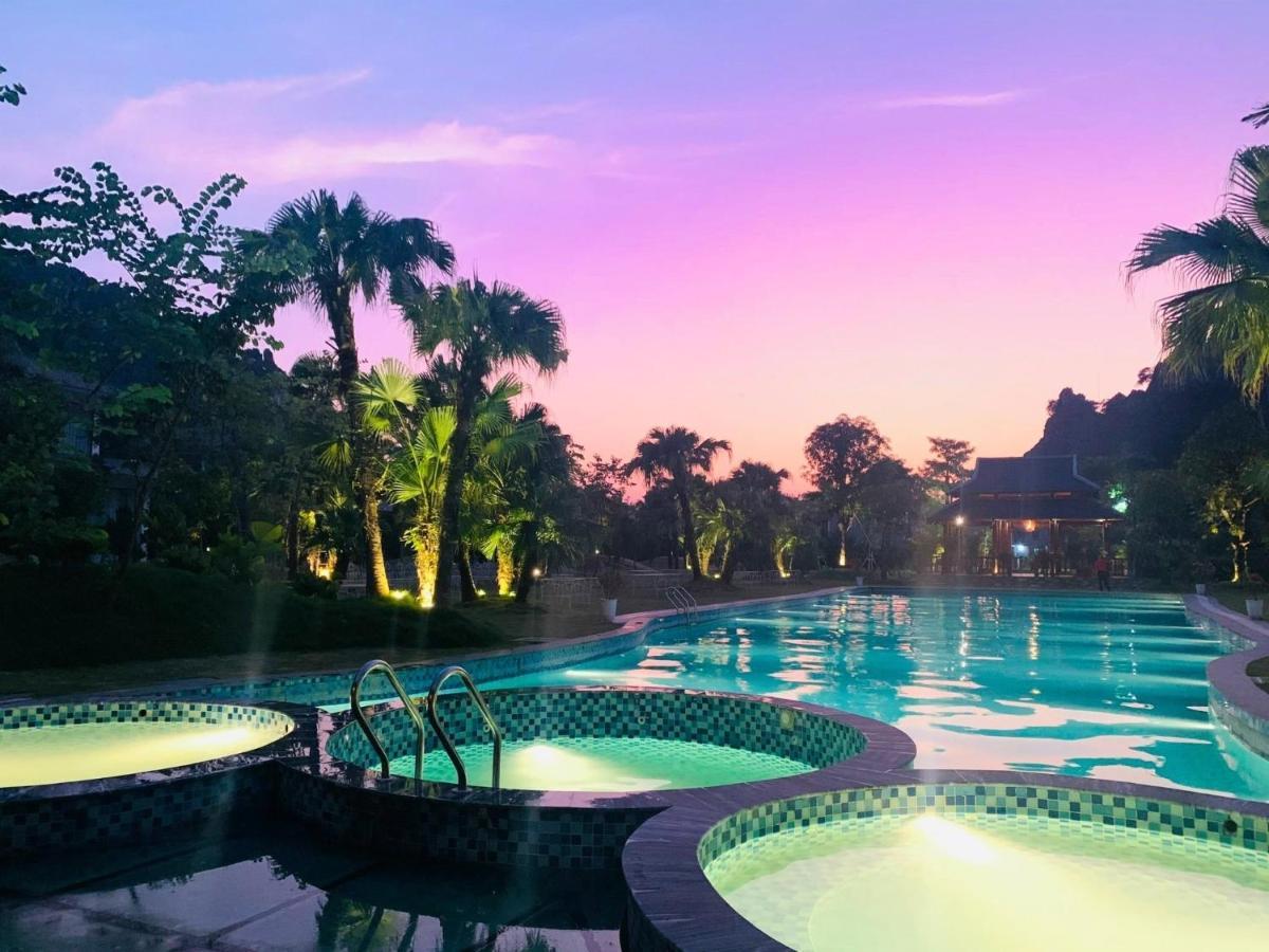 Minawa Kenhga Resort & Spa 宁平 外观 照片