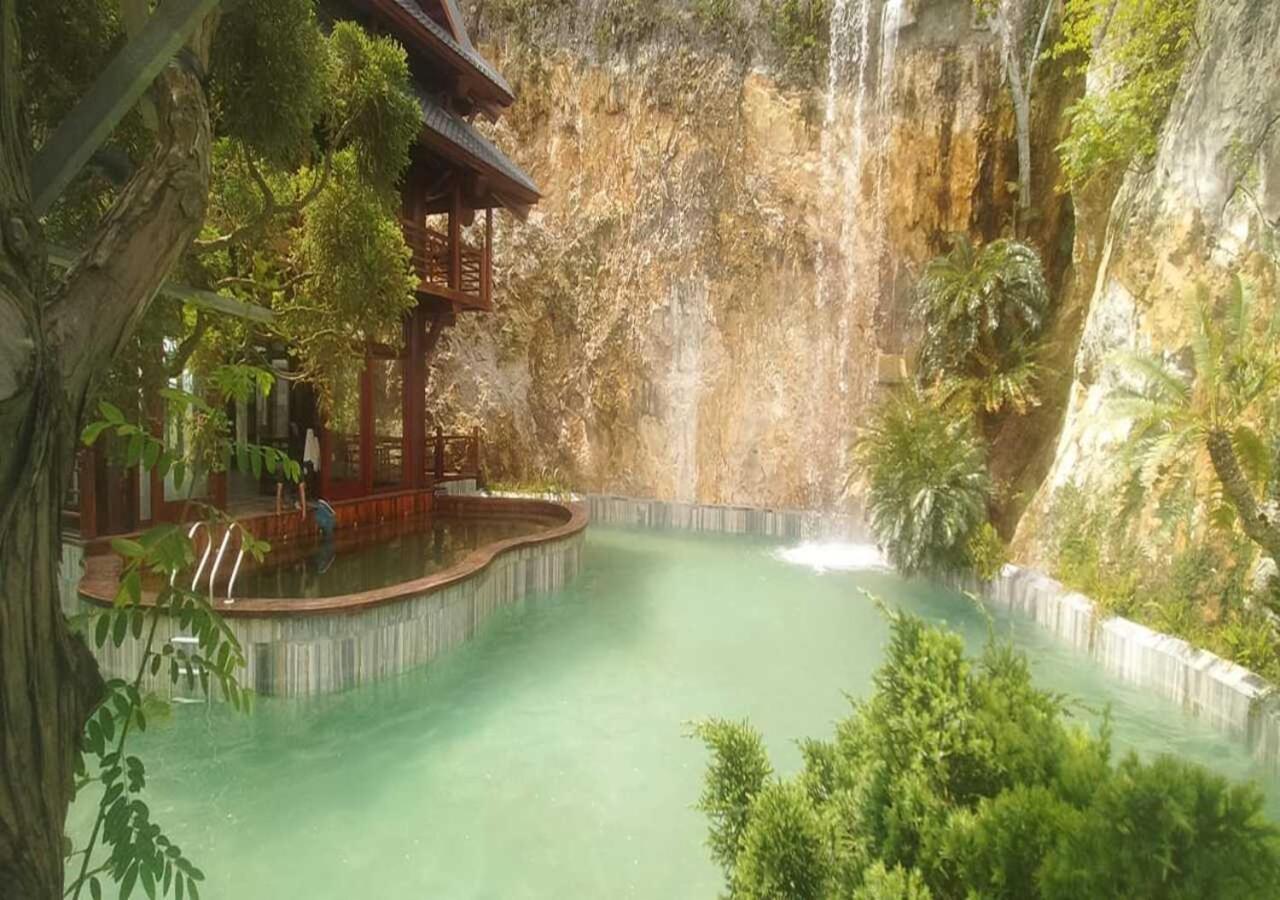 Minawa Kenhga Resort & Spa 宁平 外观 照片