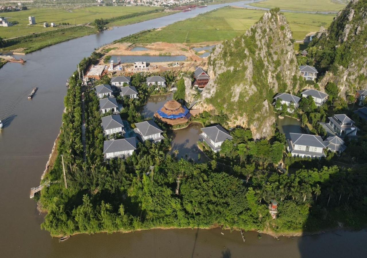 Minawa Kenhga Resort & Spa 宁平 外观 照片