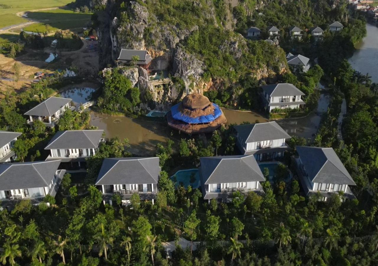 Minawa Kenhga Resort & Spa 宁平 外观 照片
