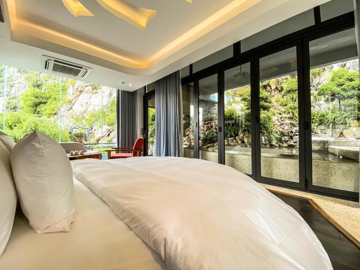Minawa Kenhga Resort & Spa 宁平 外观 照片