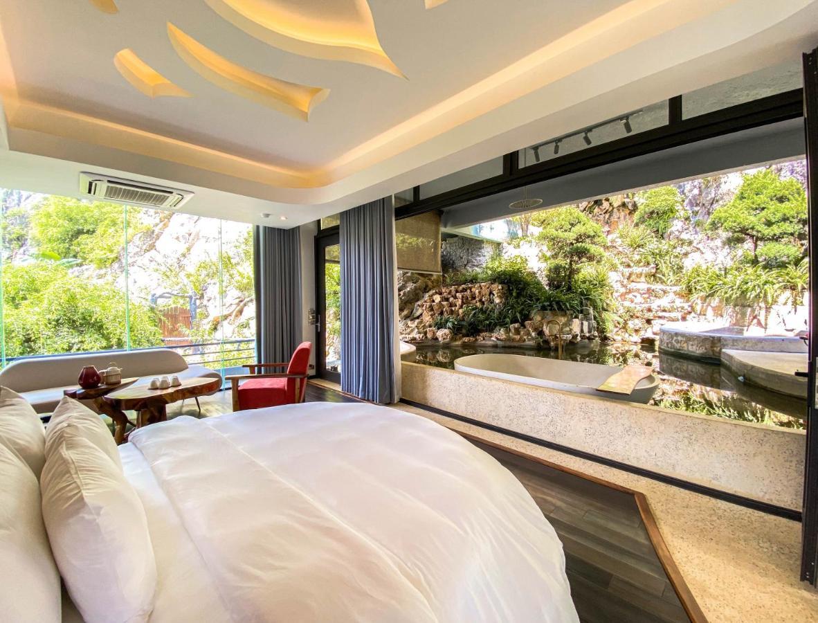 Minawa Kenhga Resort & Spa 宁平 外观 照片