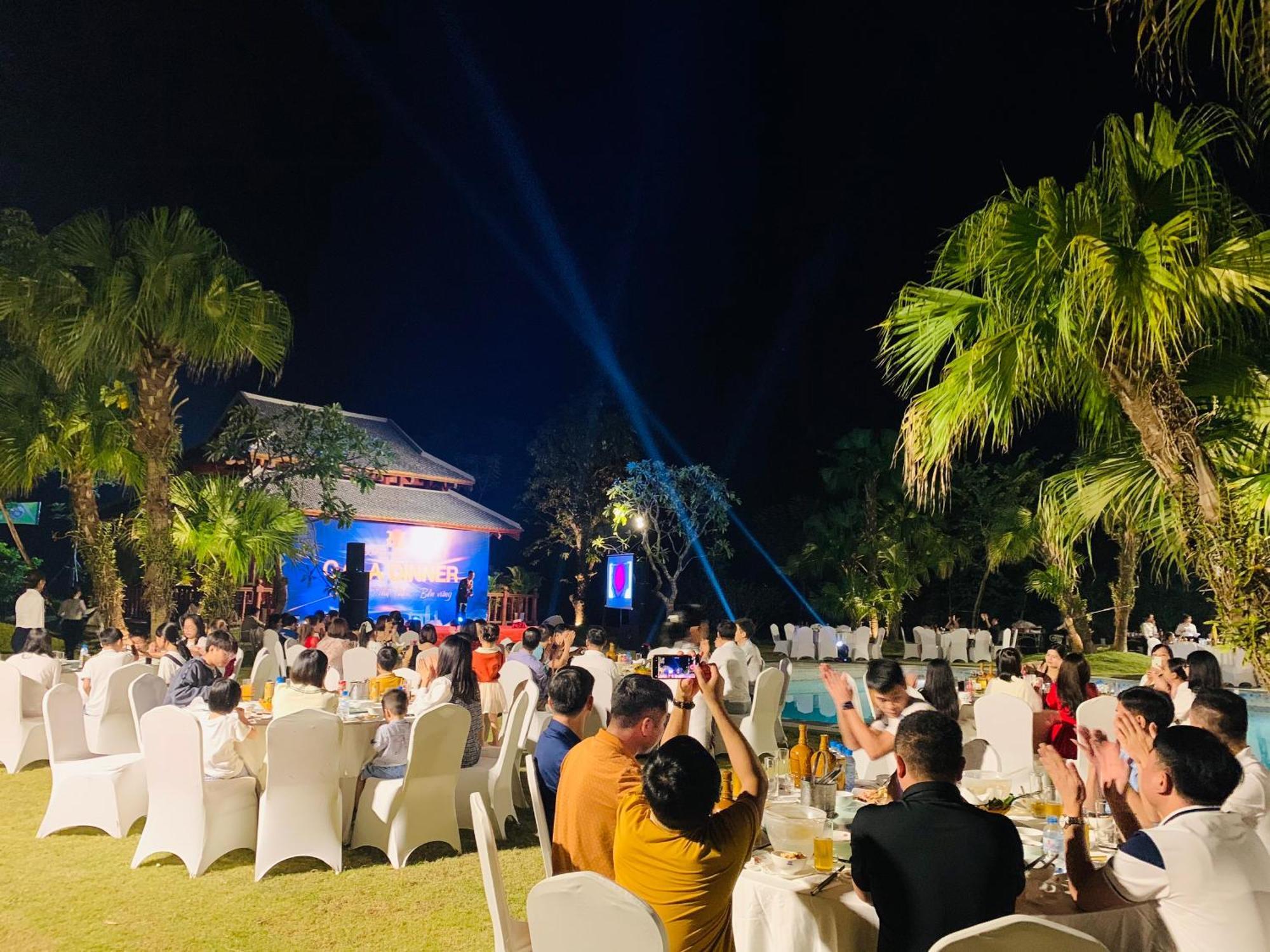 Minawa Kenhga Resort & Spa 宁平 外观 照片
