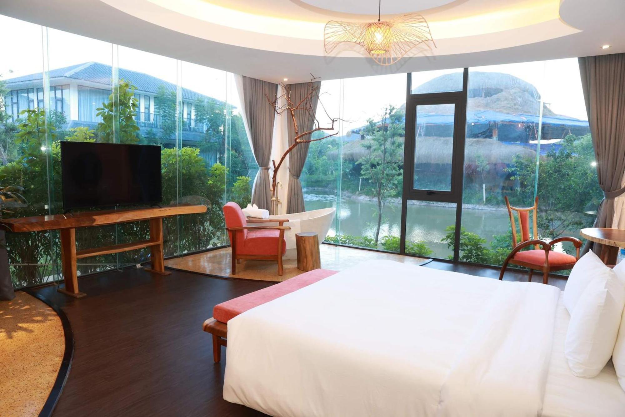 Minawa Kenhga Resort & Spa 宁平 外观 照片