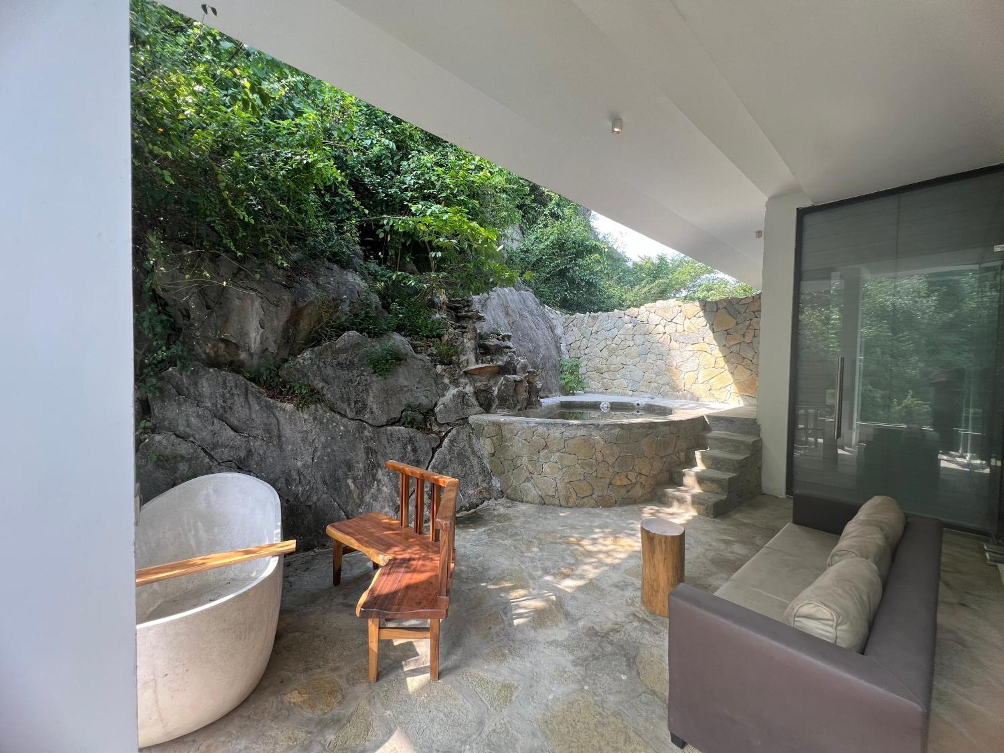 Minawa Kenhga Resort & Spa 宁平 外观 照片